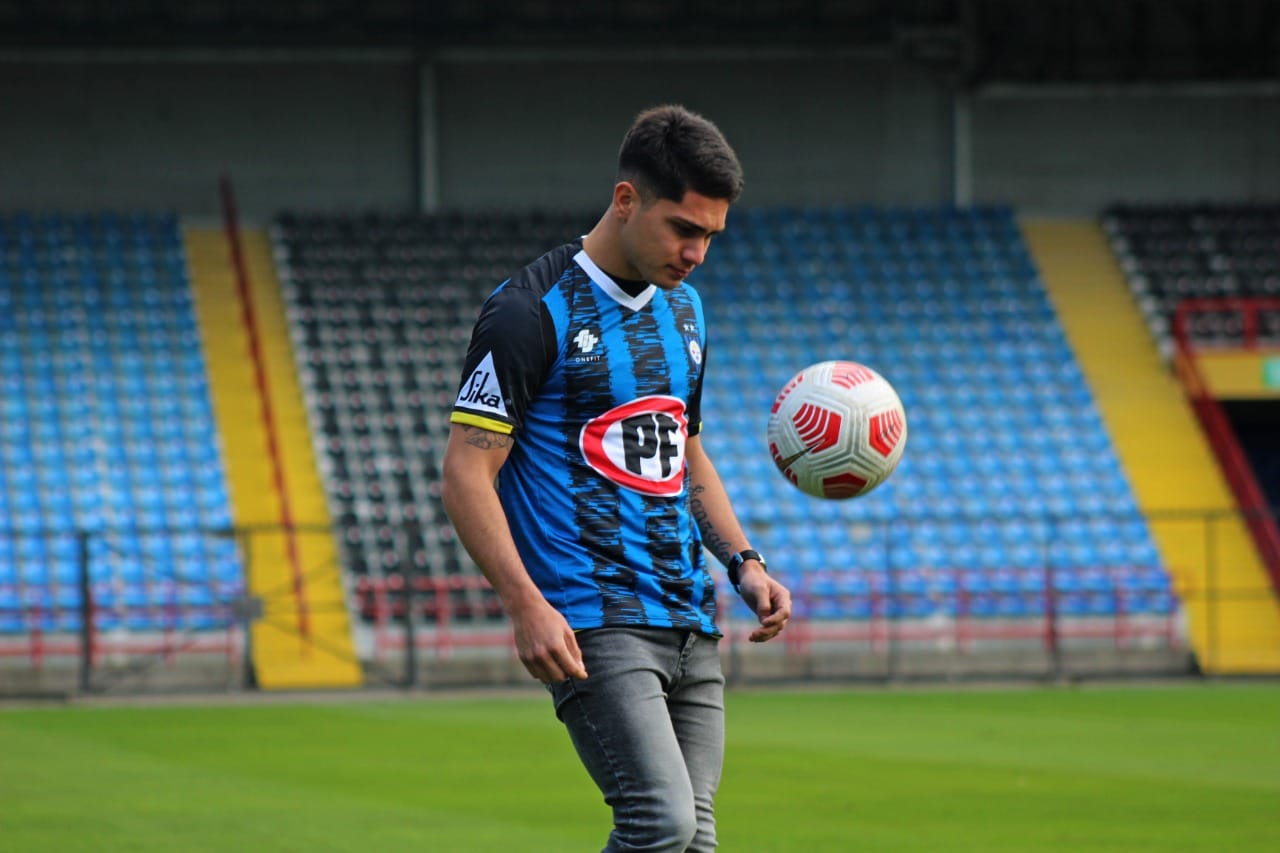 “Llegamos con toda la fe de sacar al equipo adelante”: la promesa del nuevo jugador de Huachipato