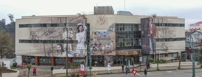 Inauguran mural que busca apoyar postulación de Lota como Patrimonio de la Humanidad