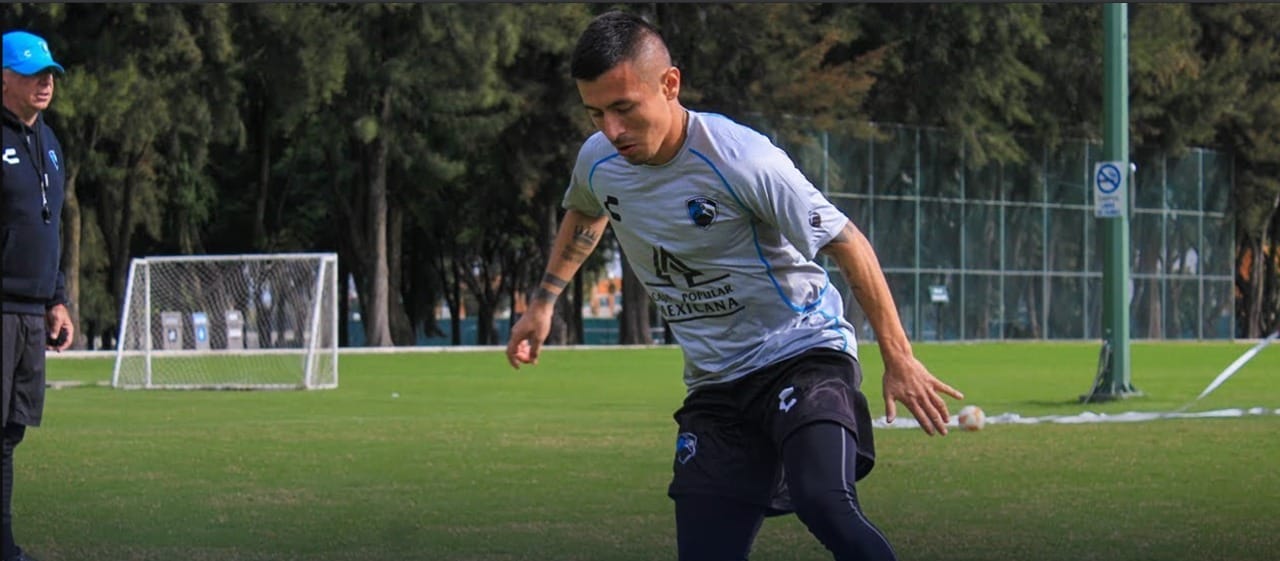El goleador de Fernández Vial traería a su amigo desde México para jugar en la “B”