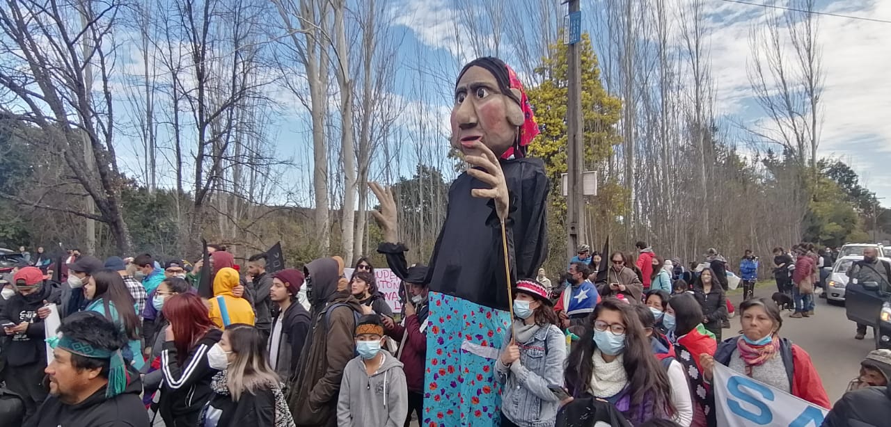 Movimientos ambientalistas se manifestaron en Santa Bárbara contra la central Rucalhue