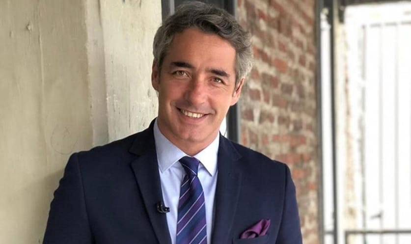 Con ‘trencito’ incluido: José Luis Repenning festejó su cumpleaños en pleno noticiero