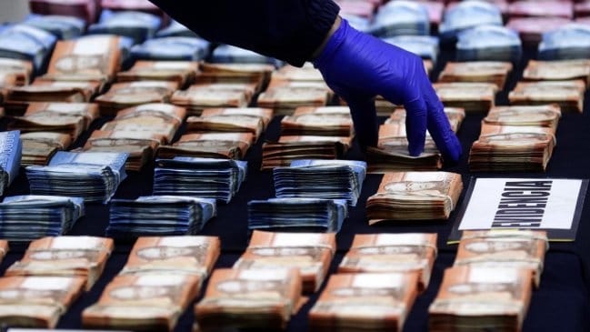 Nuevo “robo del siglo”: Confirman detención de participante del millonario robo en el Aeropuerto de Santiago