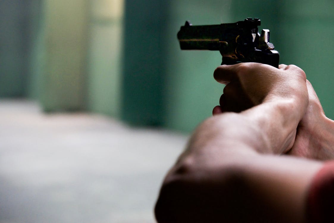 Adolescente mató a su padre para evitar que golpeara su madre