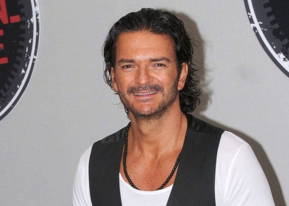 “Mentiría diciendo que me fue bien“: Ricardo Arjona relató como fue cantar en el metro de NY y que nadie lo reconociera