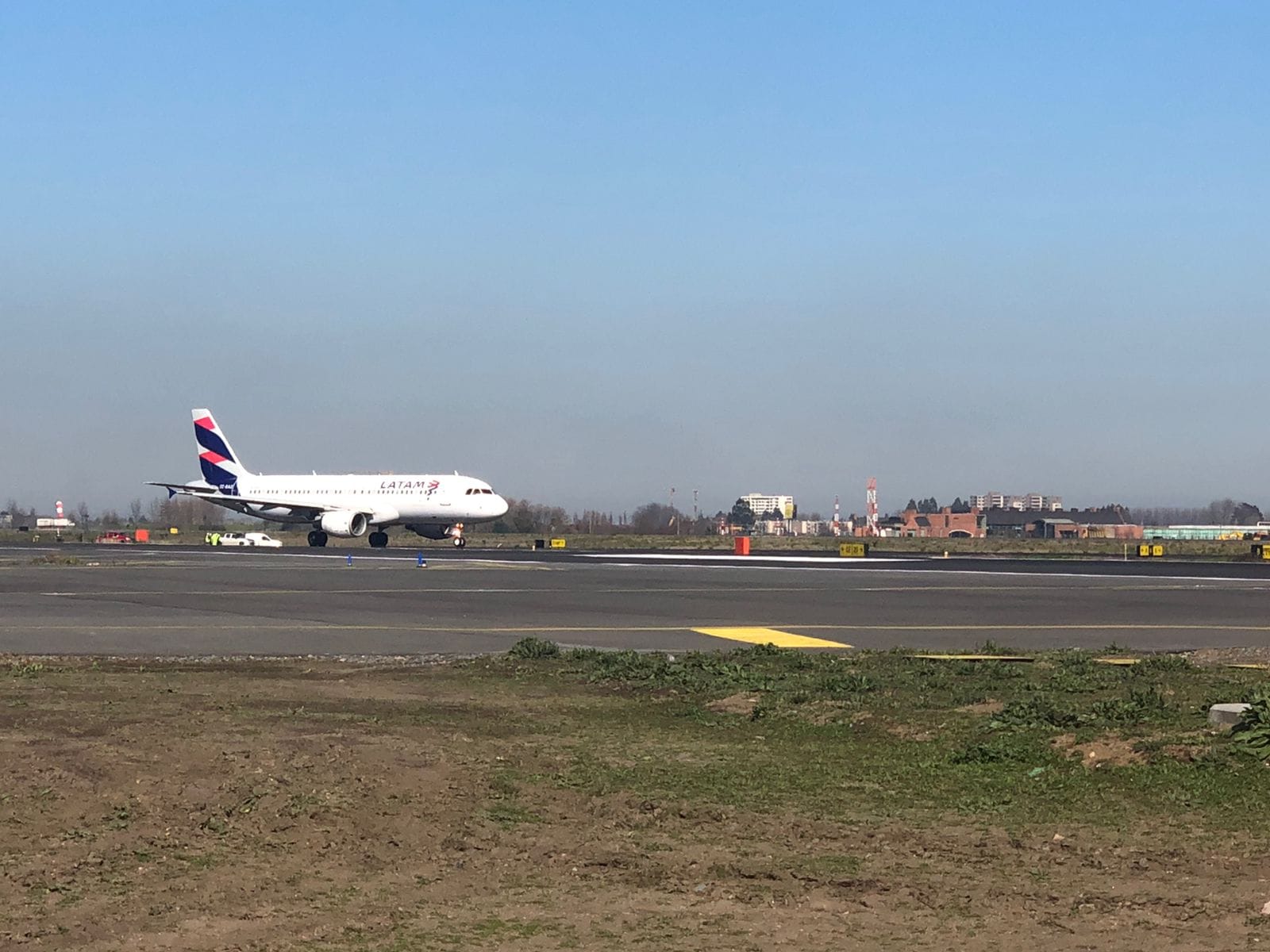 Habilitan pista principal del Aeropuerto Carriel Sur, pero ILS3 sigue fuera de servicio