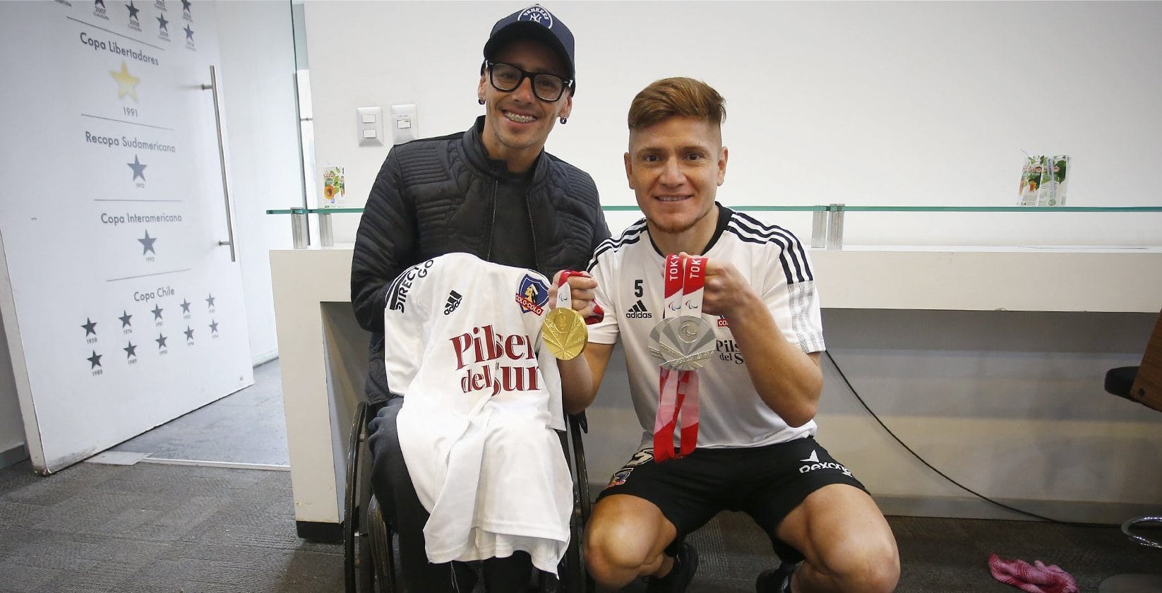El “Penquista” Leo Gil festejó junto a medallista paralímpico en el Monumental