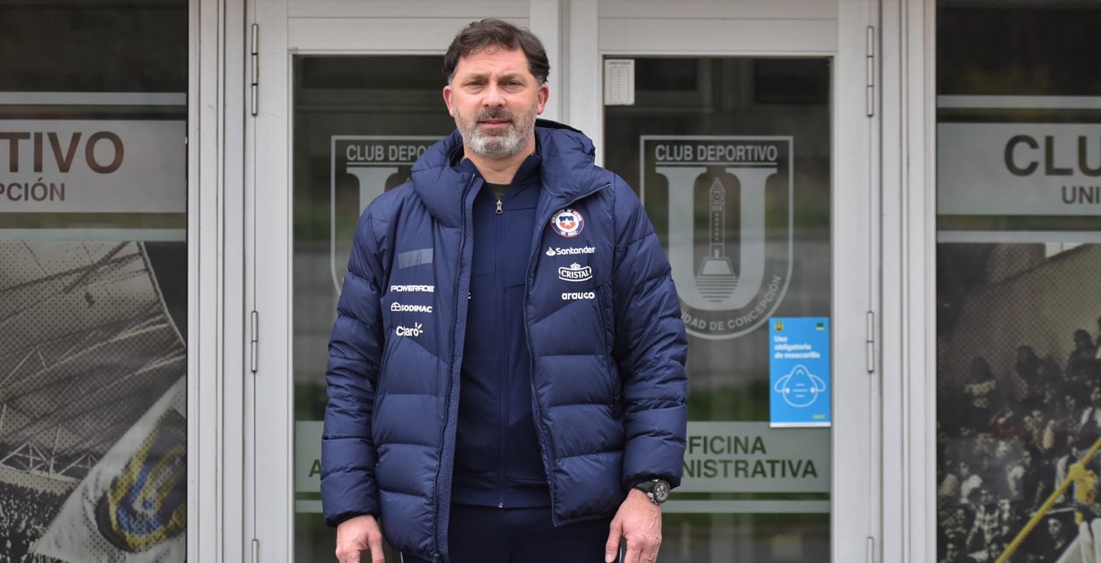 El fútbol joven de la UdeConce recibió una ilustre visita desde la “Rojita”