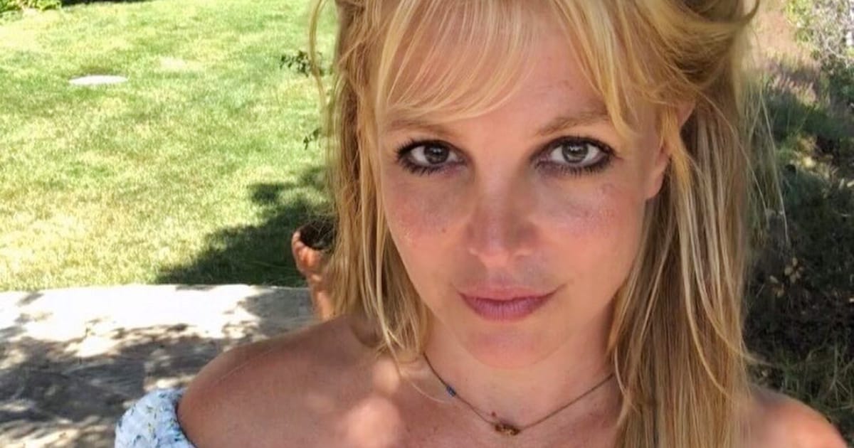Britney Spears anunció su compromiso con su novio y enseñó exclusivo anillo