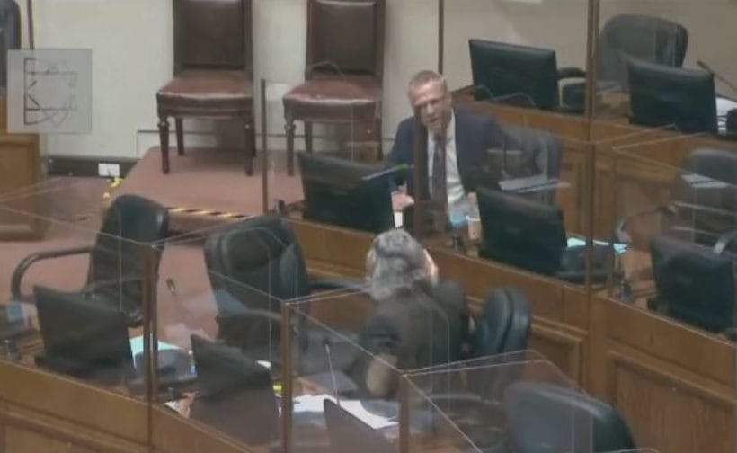 Senadores Navarro y Kast protagonizaron fuerte discusión por crisis migratoria en el Norte
