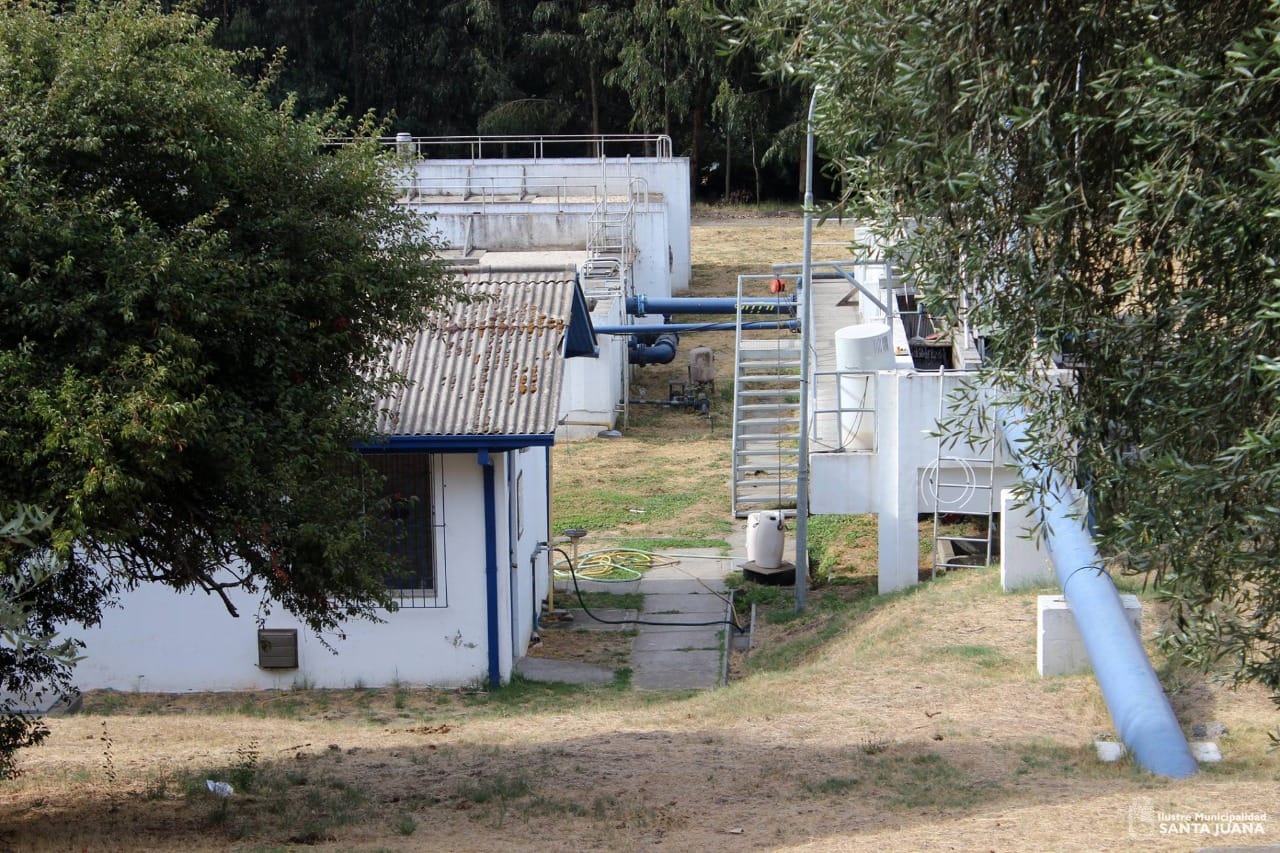 Santa Juana: Vecinos denuncian malos olores desde planta Essbio