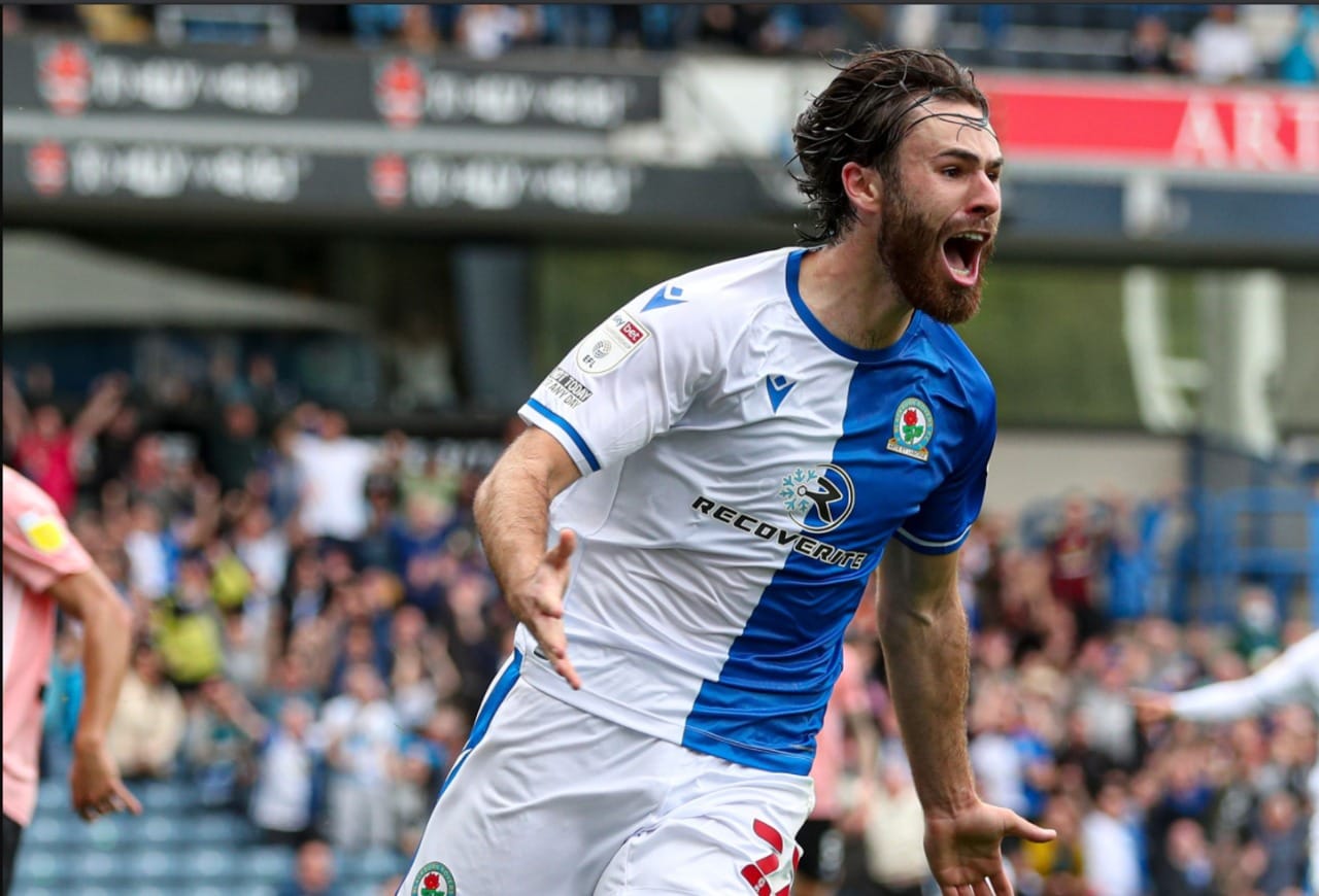 Ben Brereton está a una firma de pasar a la Premier League