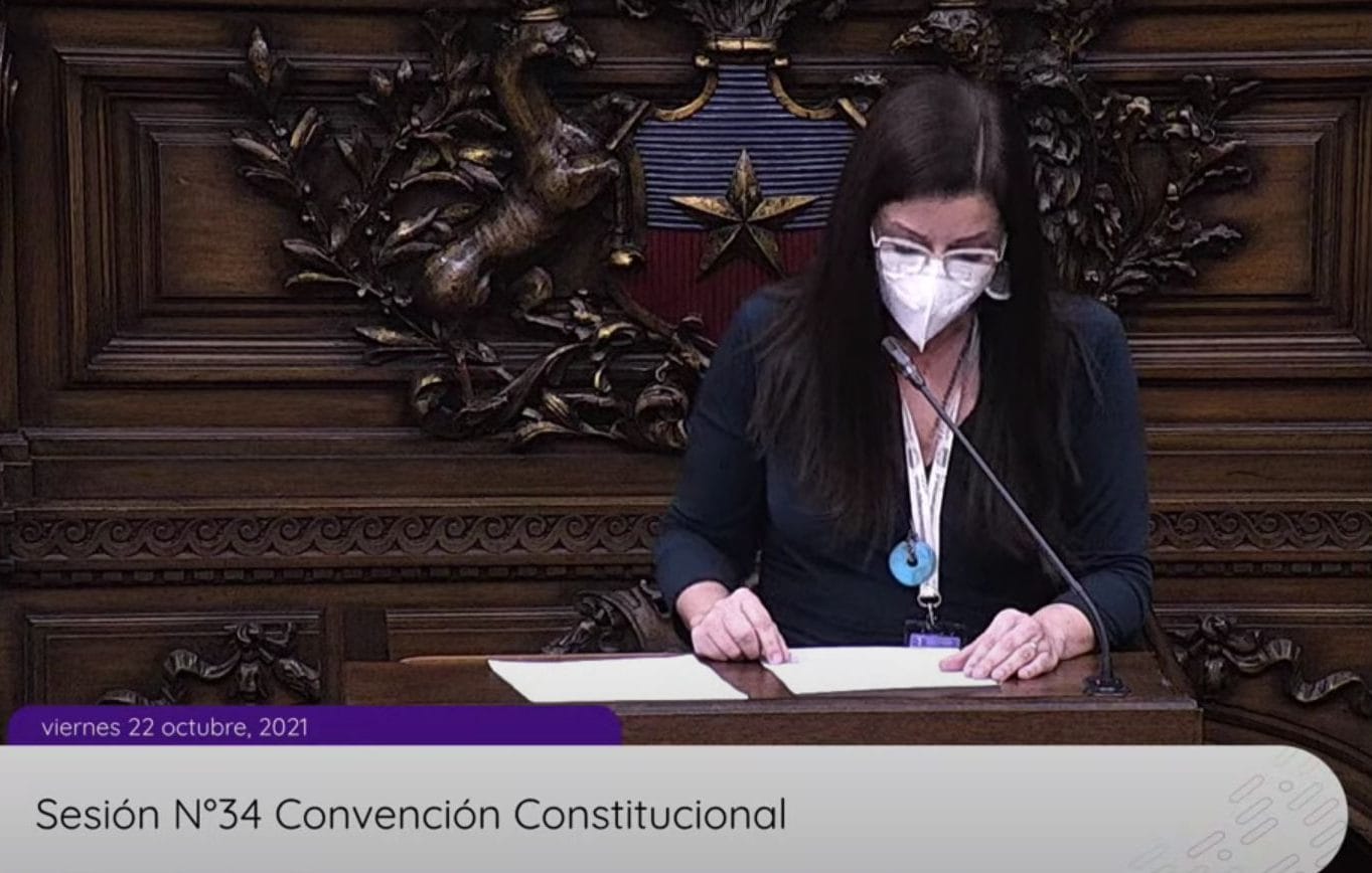 Constituyente del Biobío se emociona hasta las lágrimas en sesión de la Convención