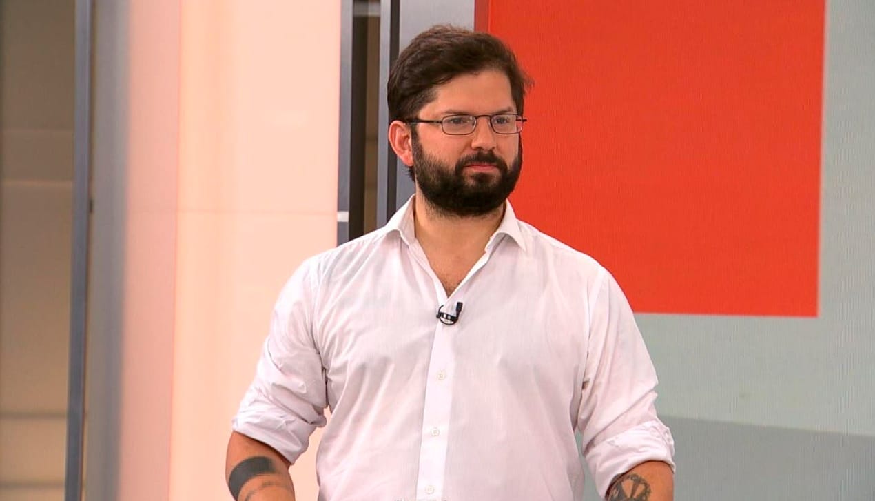 Gabriel Boric reaccionó a los memes que circulan con su rostro