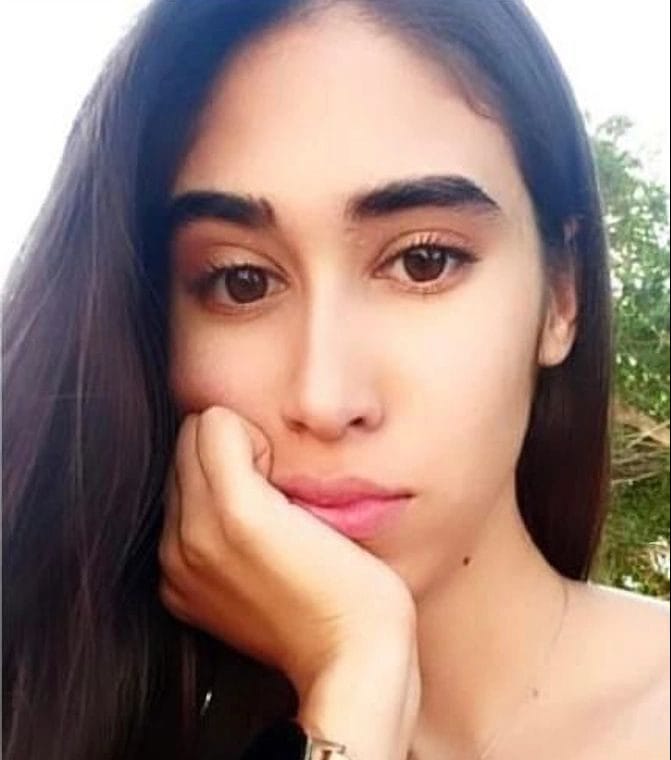 Joven muere traer caer a acantilado mientras se sacaba una selfie