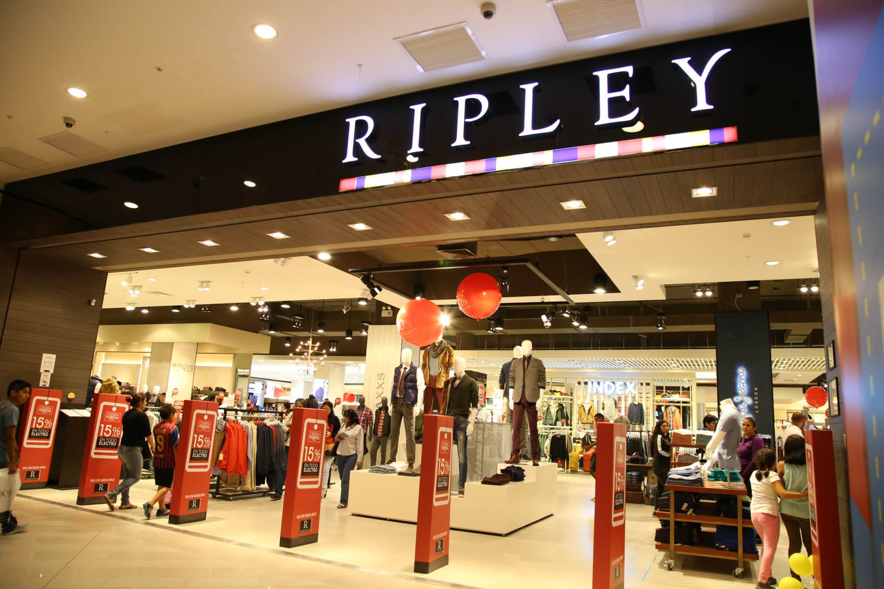 Decretan cierre temporal de Ripley Mall del Trébol por brote de Covid-19