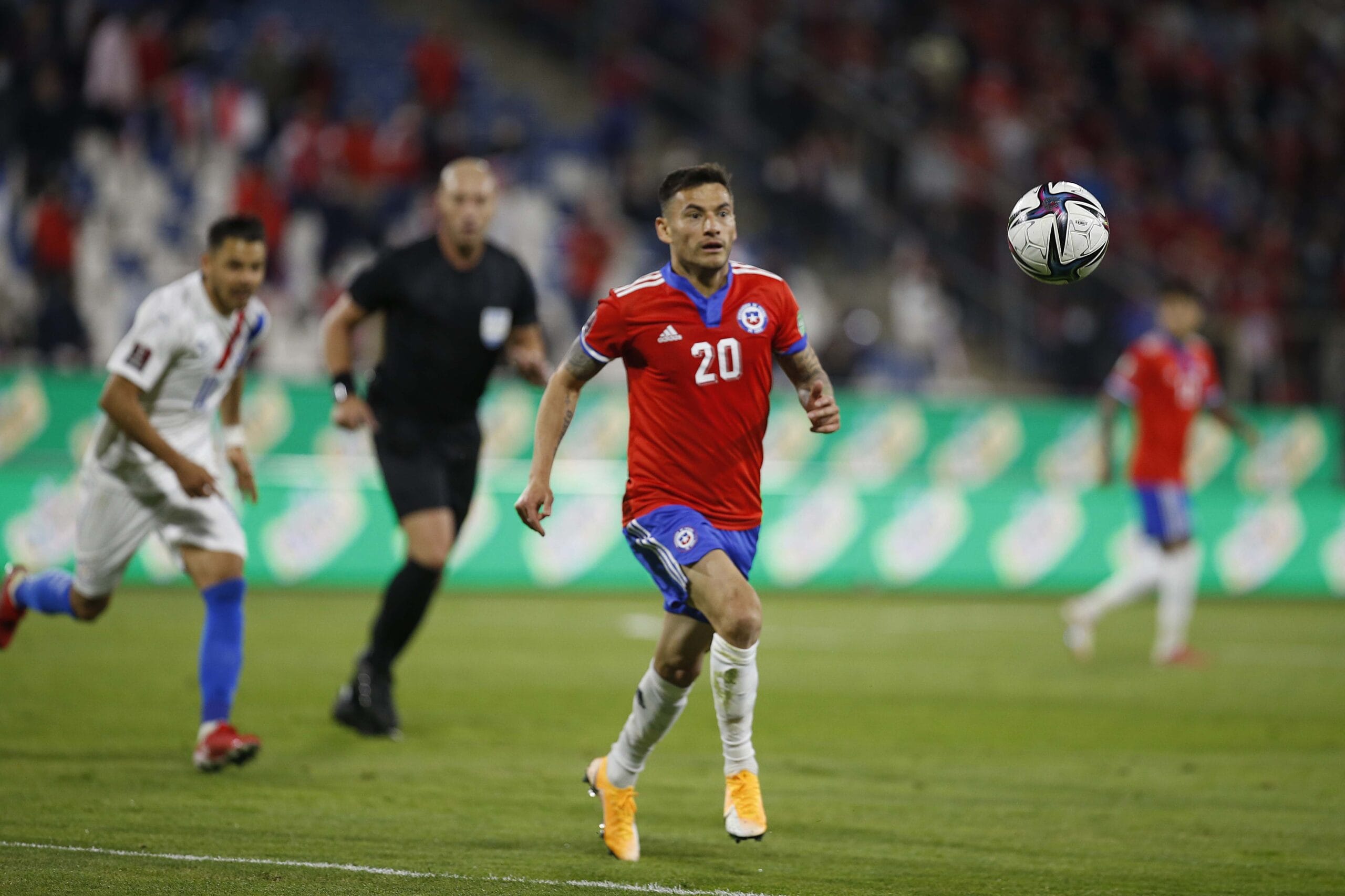 La Selección Chilena sufre con la lesión de Charles Aránguiz