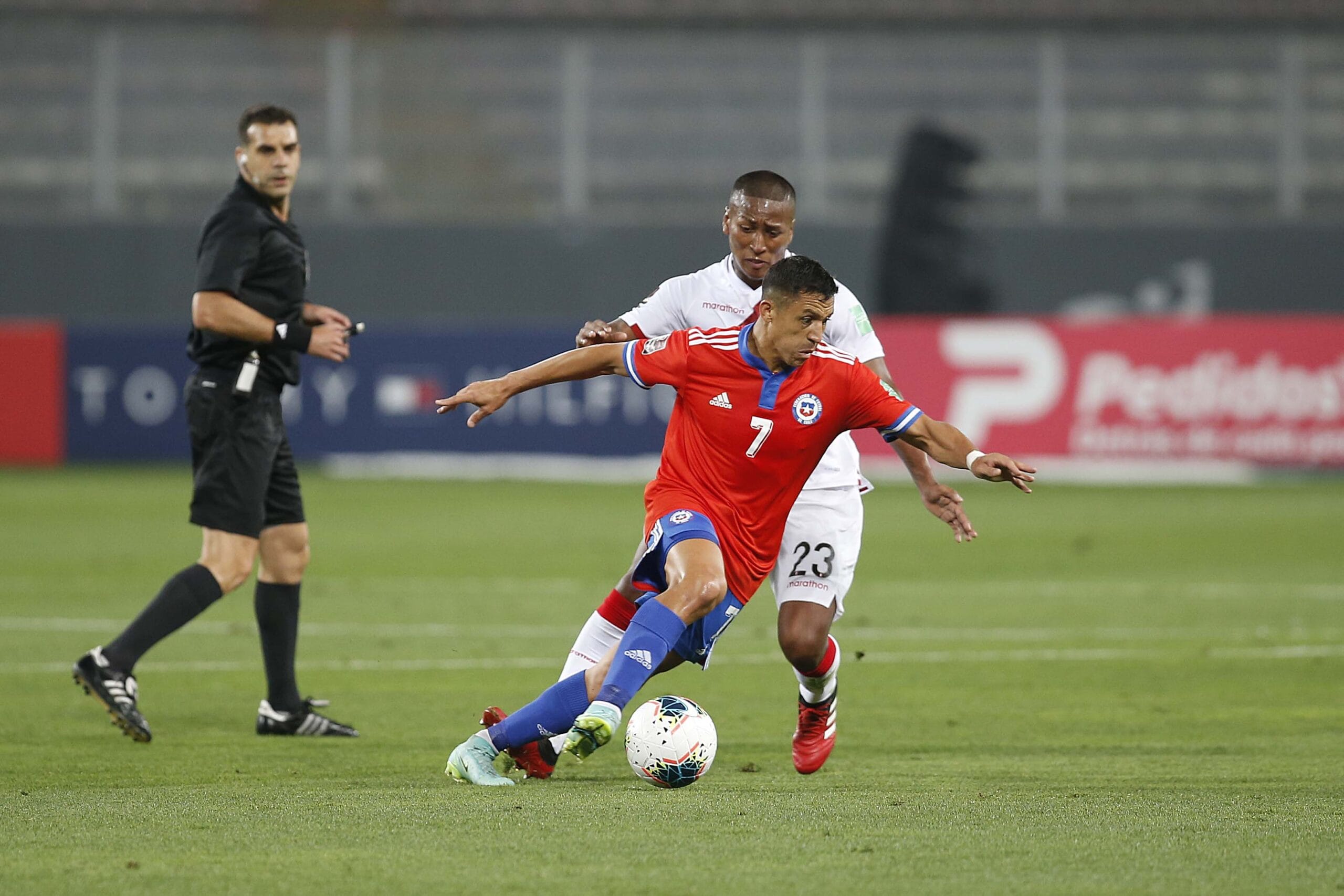 Juan Cristóbal Guarello barrió con la Selección Chilena