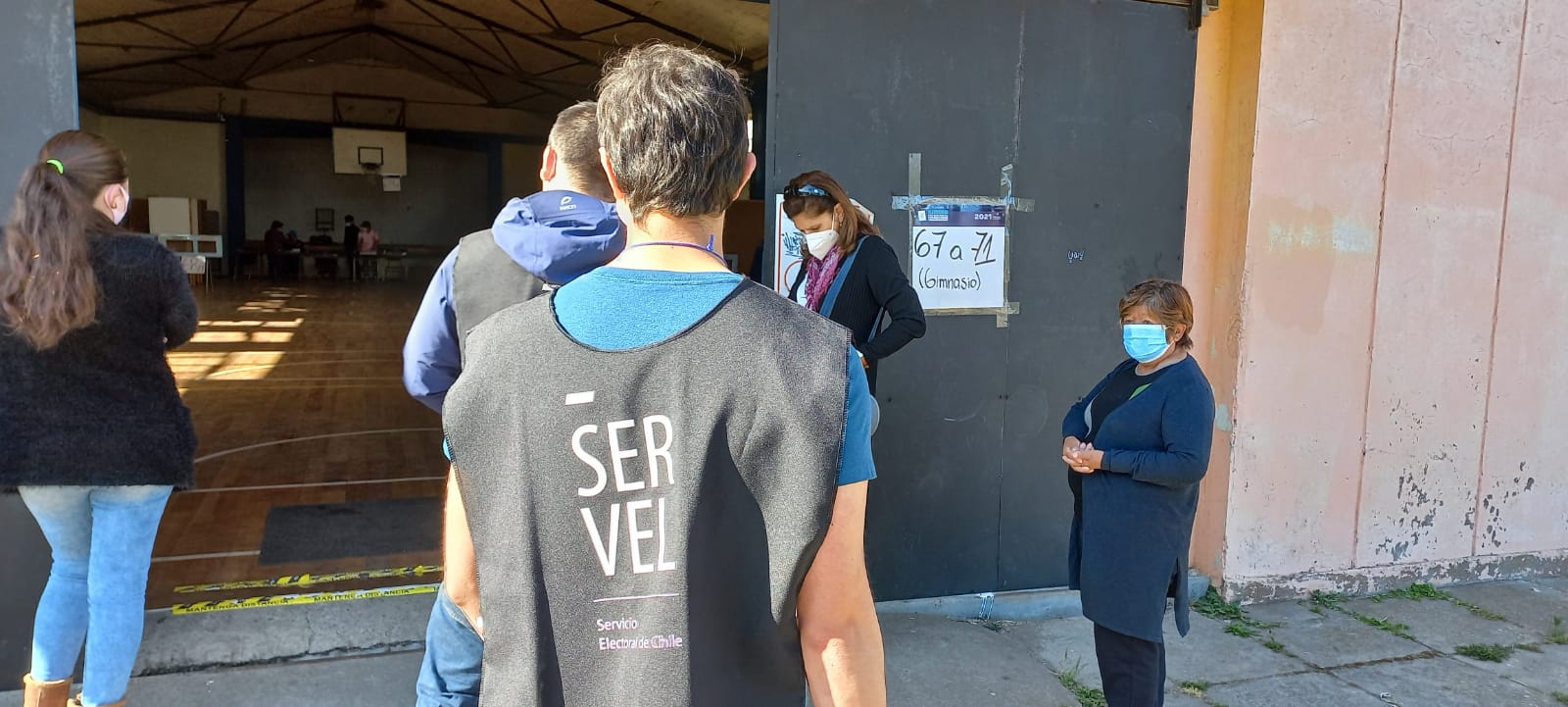 Adulto mayor falleció al interior de un local de votación en Punta Arenas