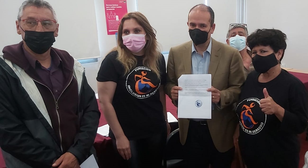 Agrupaciones TEA del Biobío entregan petitorio al Gobernador Regional para crear una institucionalidad inclusiva