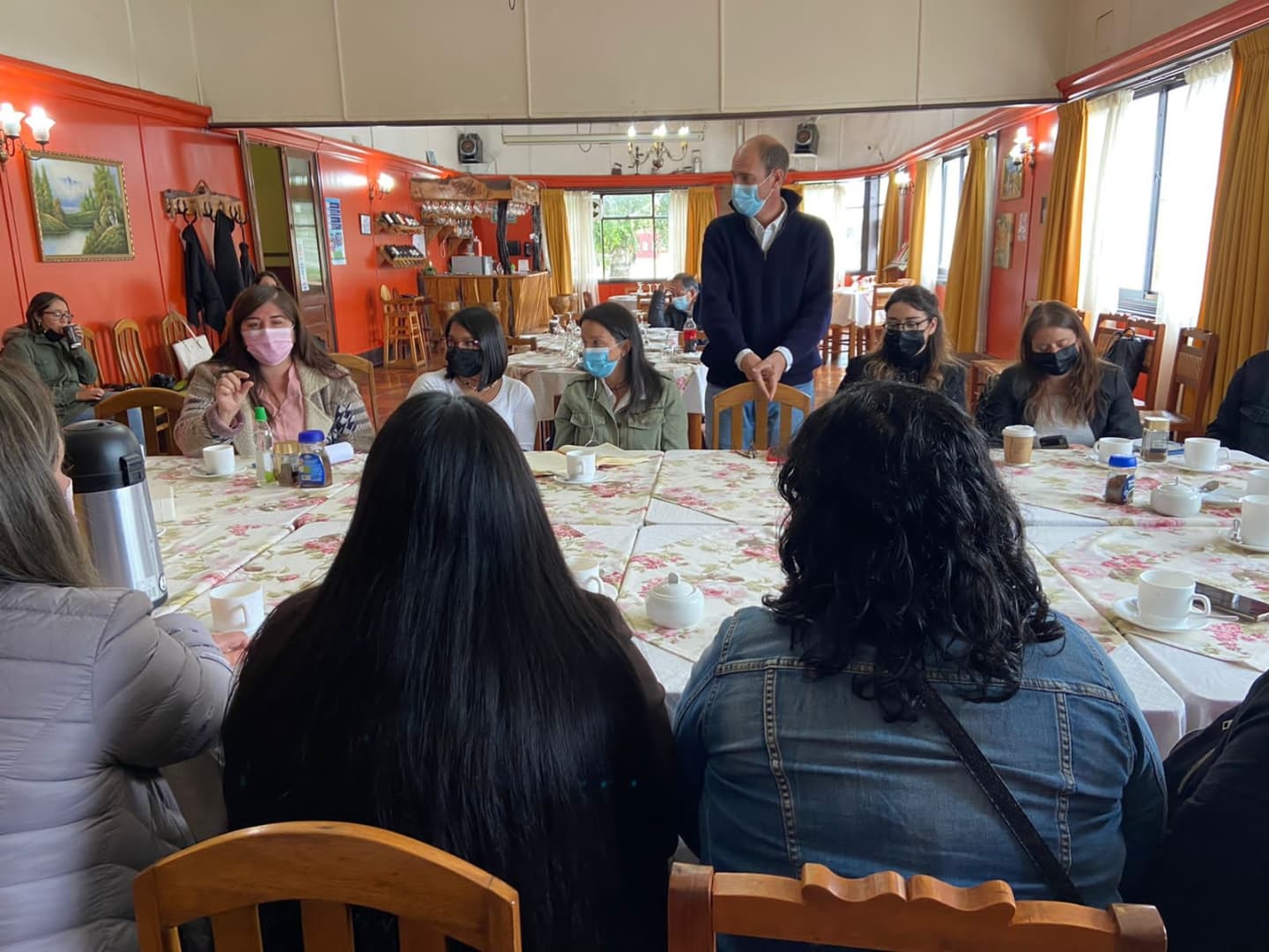 Convencionales de Vamos por Chile visitaron a víctimas de violencia en Cañete