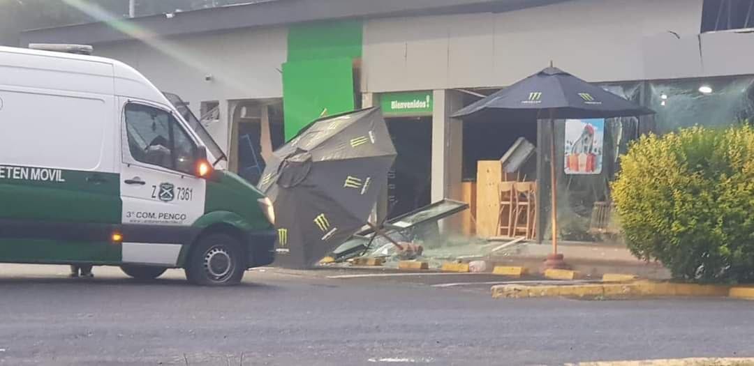 Enorme explosión conmocionó a trabajadoras: Así robaron cajero en Ruta del Itata