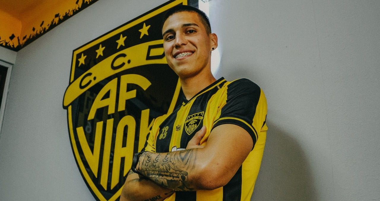 Fernández Vial también logra retener a sus fuerzas básicas