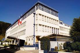 Piden a alumnos del Charles de Gaulle de Concepción no ir a clases: Profesor dictó clases teniendo Covid-19
