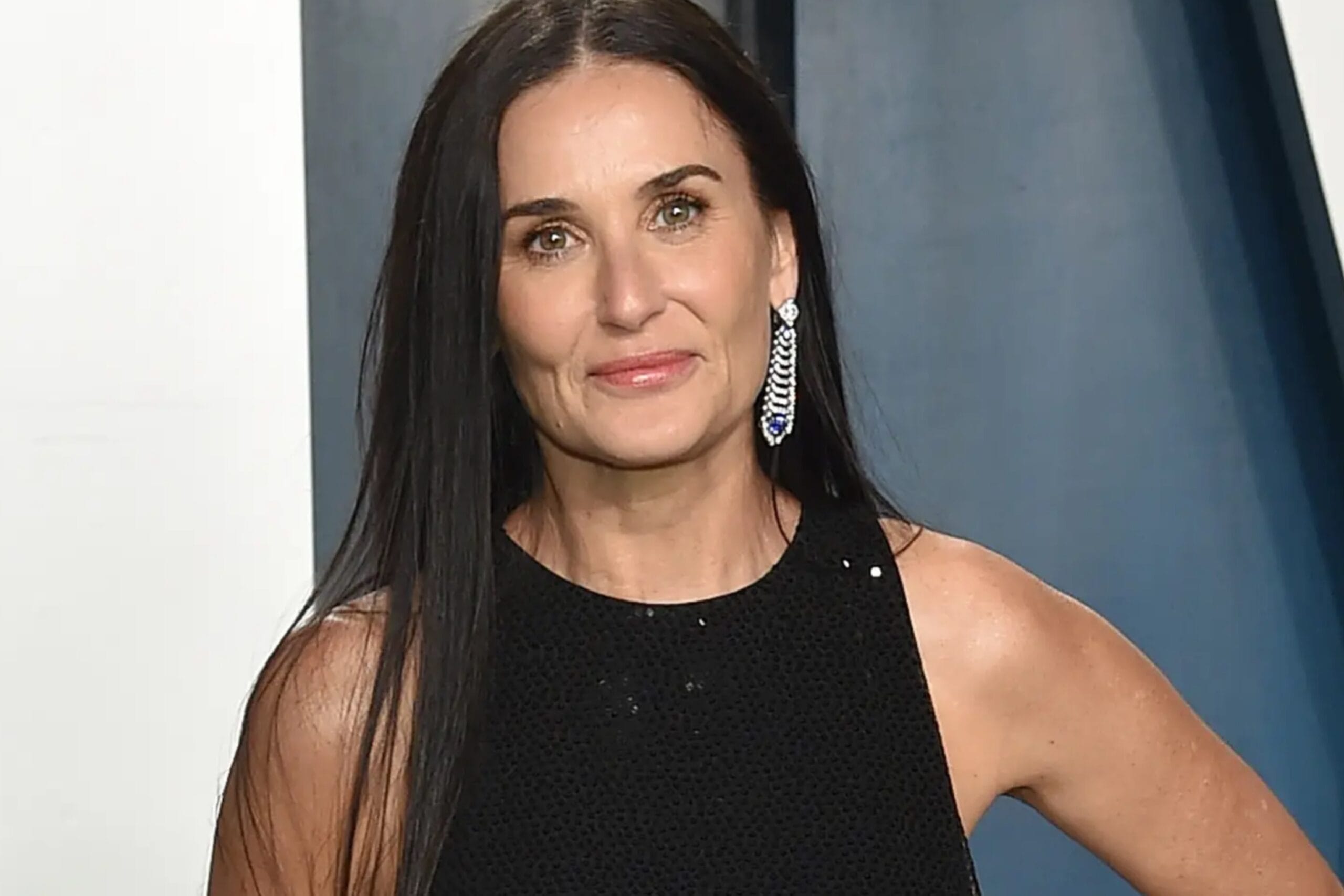 Critican a Demi Moore por supuesto retoque facial