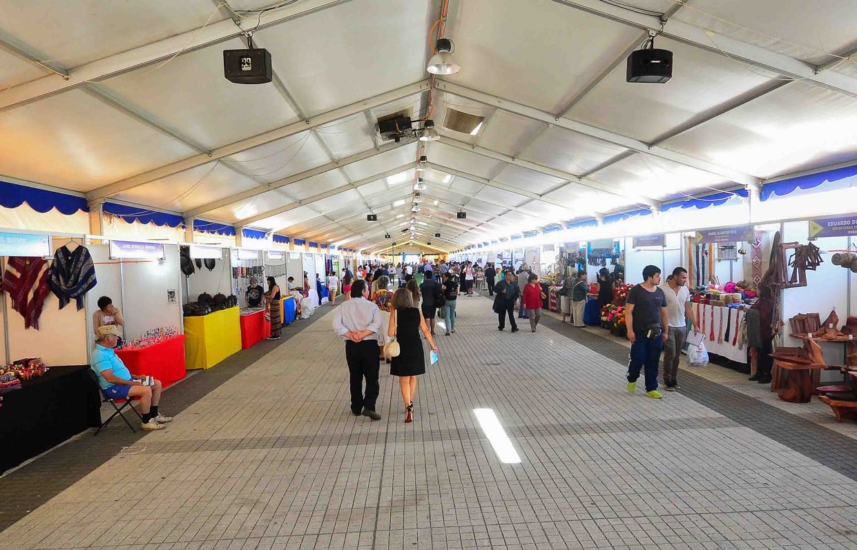 Presentan propuesta para trasladar Feria Internacional de Arte Popular al Parque Ecuador de Concepción