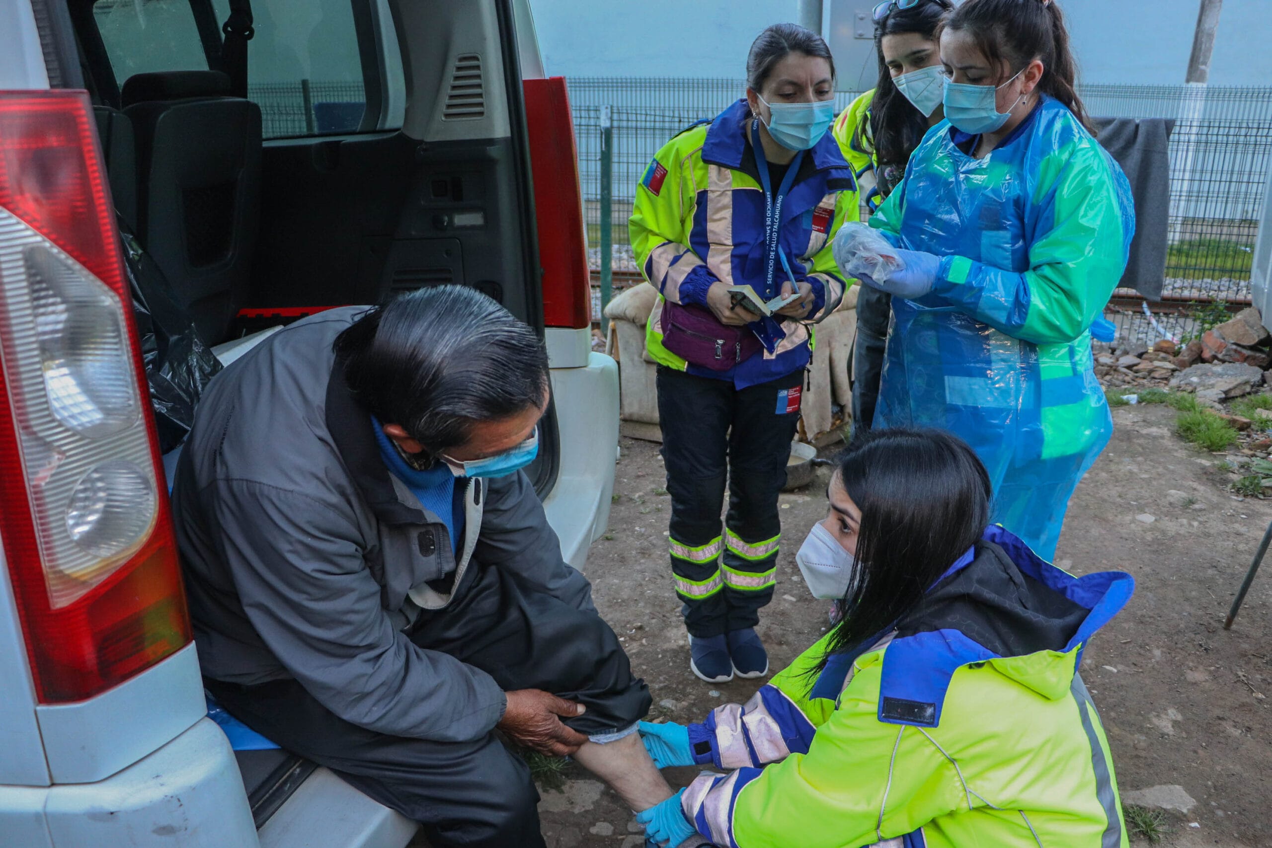 La Ruta Médica: Funcionarios de Salud atendieron a más 130 personas en situación de calle en el Biobío