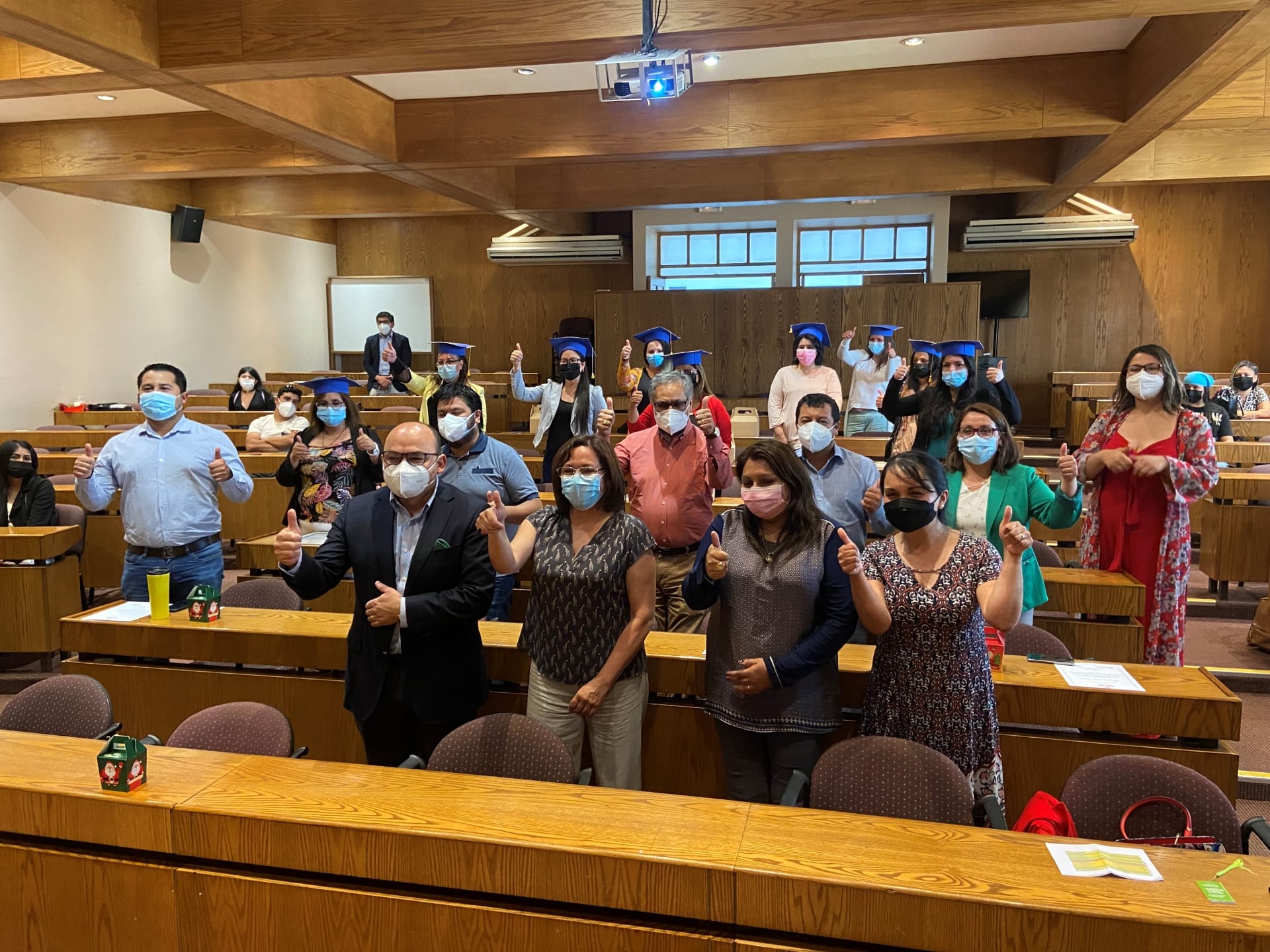 Mujeres emprendedoras fueron certificadas por la UCSC en áreas de negocios
