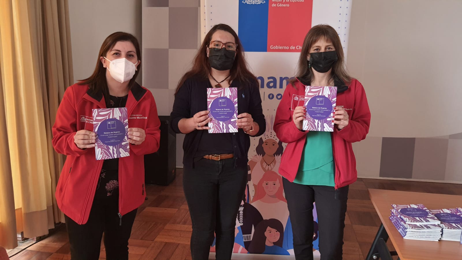 Presentan libro “Relatos de Mujeres” con testimonios sobre sexualidad y maternidad en Biobío