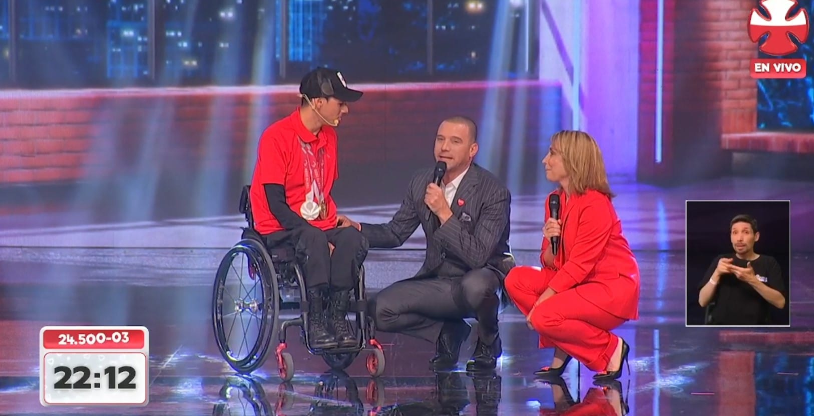 Teletón 2021 partió con un homenaje al nadador Alberto Abarza
