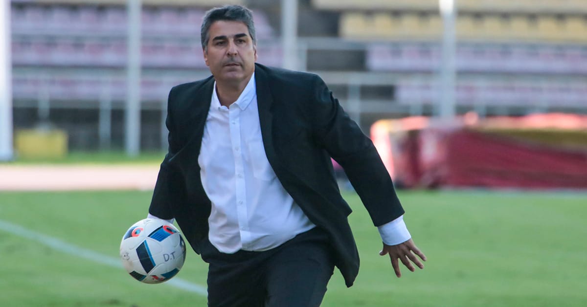 Universidad de Chile tiene nuevo entrenador para el 2022