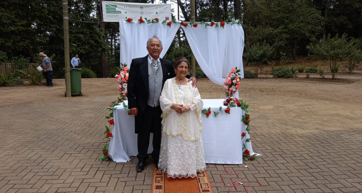 Matrimonio celebró sus bodas de oro en Mirador Alemán del Cerro Caracol de Concepción