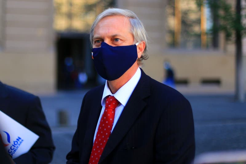“Comienza el camino al totalitarismo”: Kast reaccionó al fin del programa de Checho Hirane