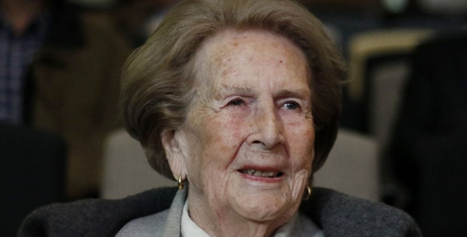 A los 102 años murió Leonor Oyarzún, viuda del ex presidente Patricio Aylwin