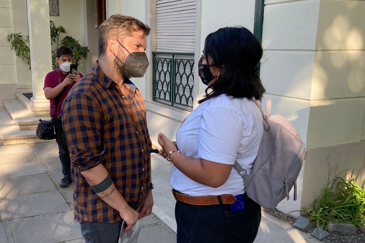 Viuda del cabo Nain se reunió con Gabriel Boric