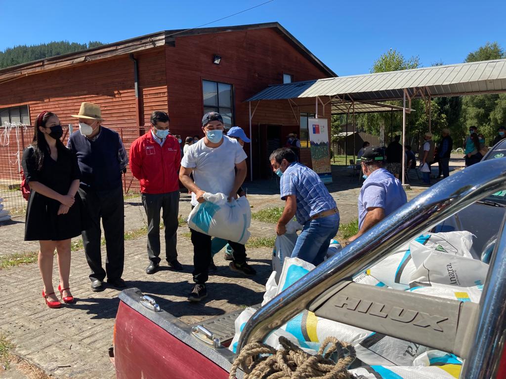 Más de 400 agricultores de Santa Juana comenzaron a recibir insumos por emergencia agrícola