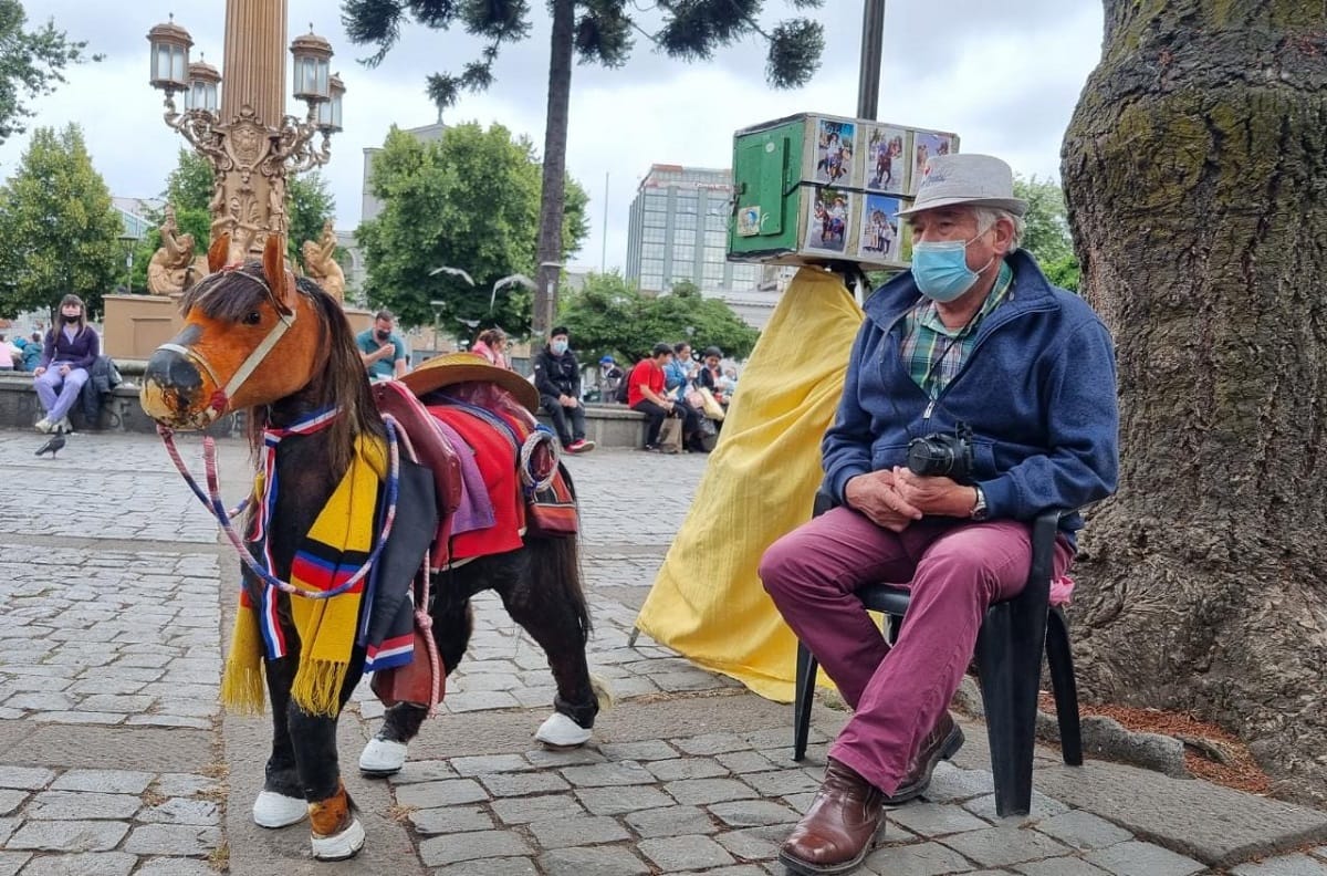 Se cumple anhelo de fotógrafo del caballito en Concepción: Revelan dónde quedará tras cierre de plaza
