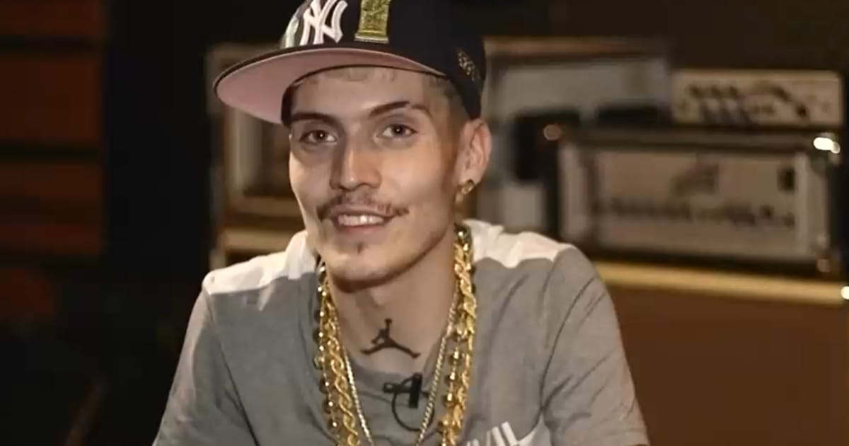 El detalle que sorprendió y no pasó inadvertido en la entrevista de Marcianeke