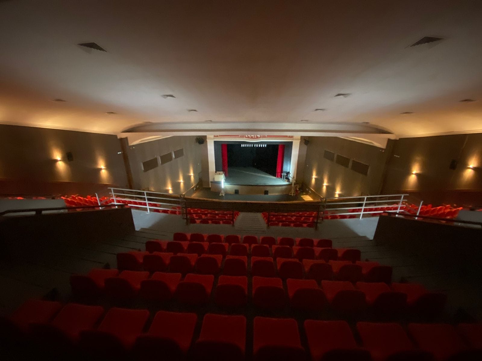 Así será la nueva fachada del emblemático e histórico Ex Teatro Enacar de Lota