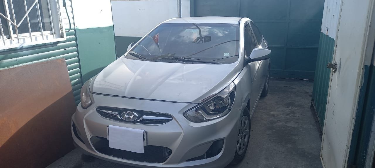 Encuentran vehículo que fue robado durante asalto en Cañete