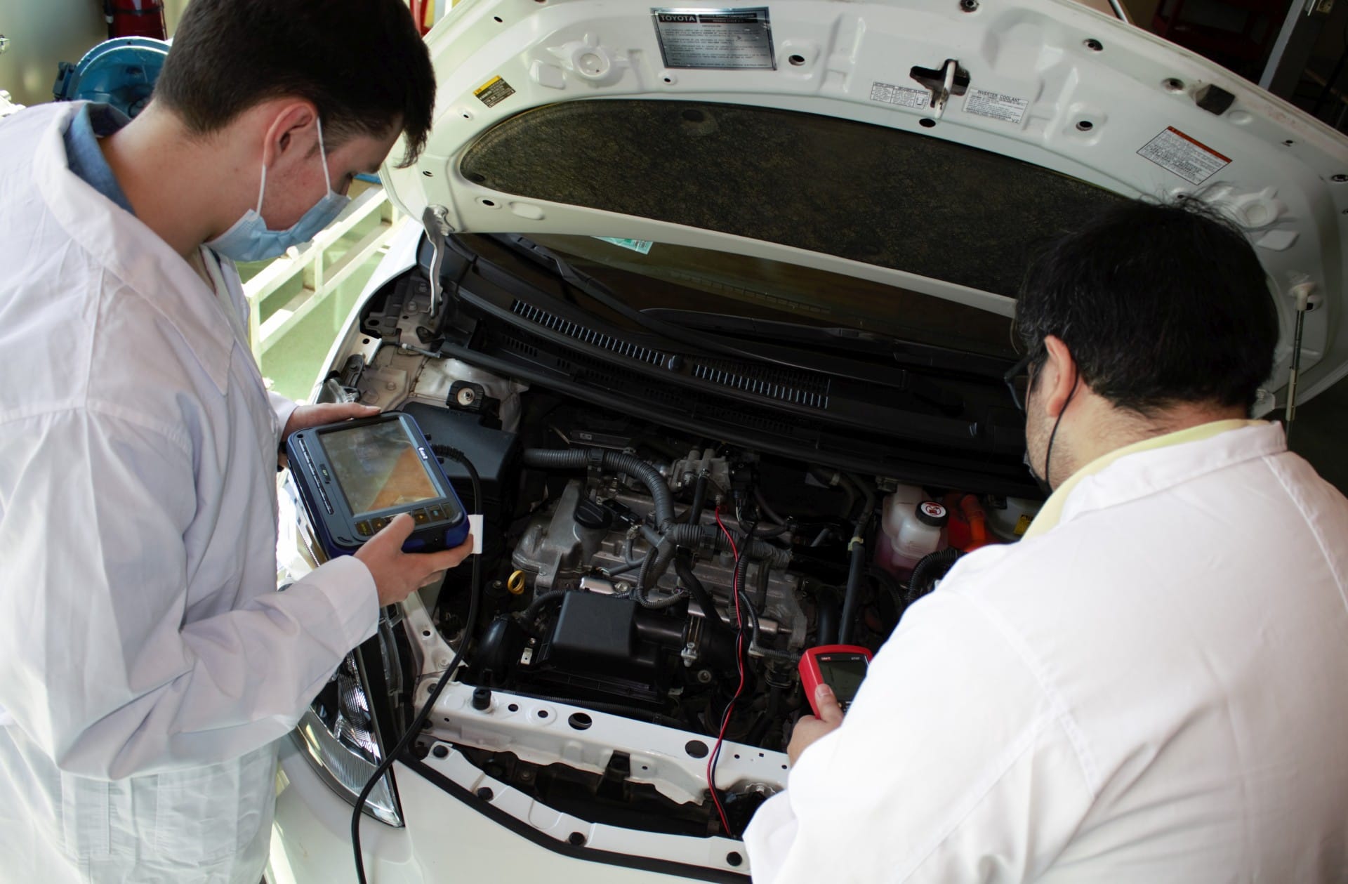 Instituto Profesional Virginio Gómez incorpora tecnología de electro movilidad a su área mecánica
