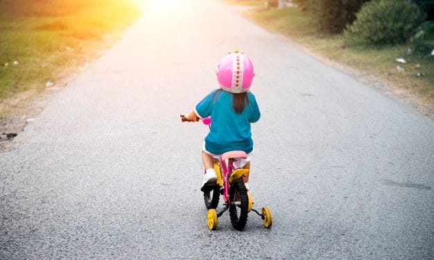 Niña de 2 años murió tras caerse de la bicicleta que le regalaron en navidad