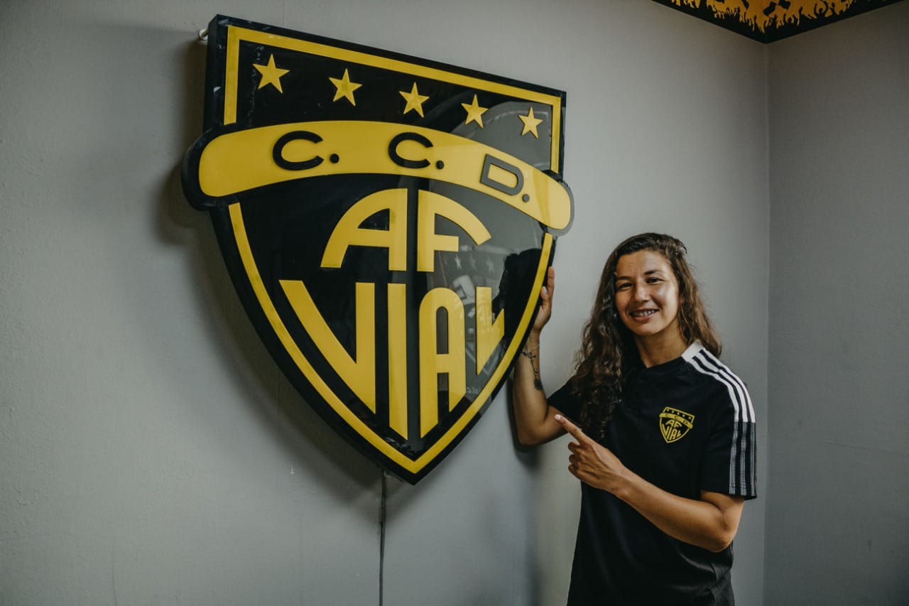 El gran golpe de Fernández Vial con su nueva goleadora