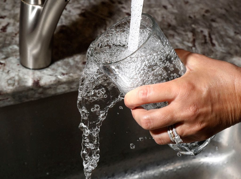 Audio de Ómicron por agua de la llave se viralizó en el Biobío: Seremi de Ciencias lo desmiente
