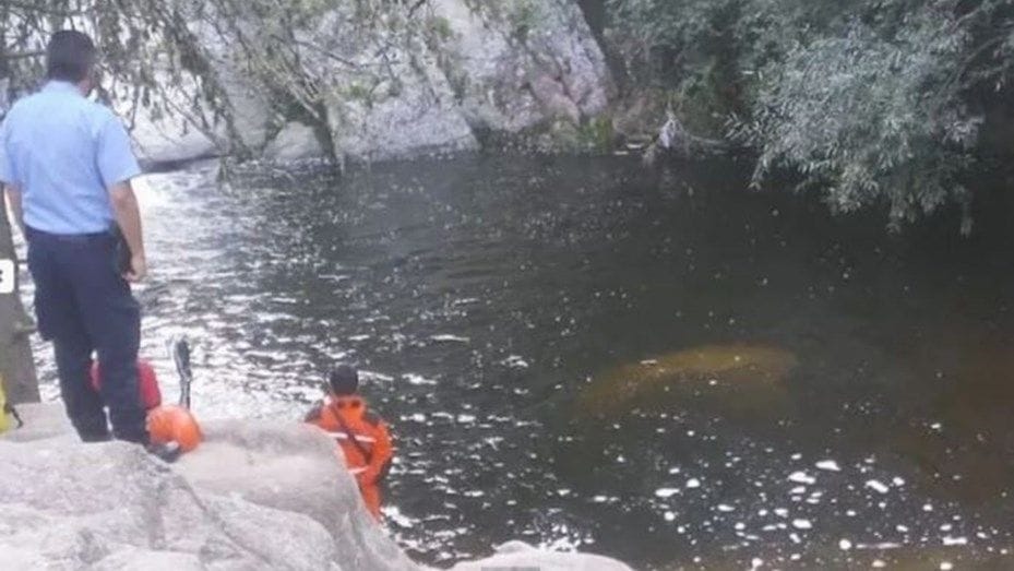 Joven padre falleció tras salvar a su hija de ahogarse en un río
