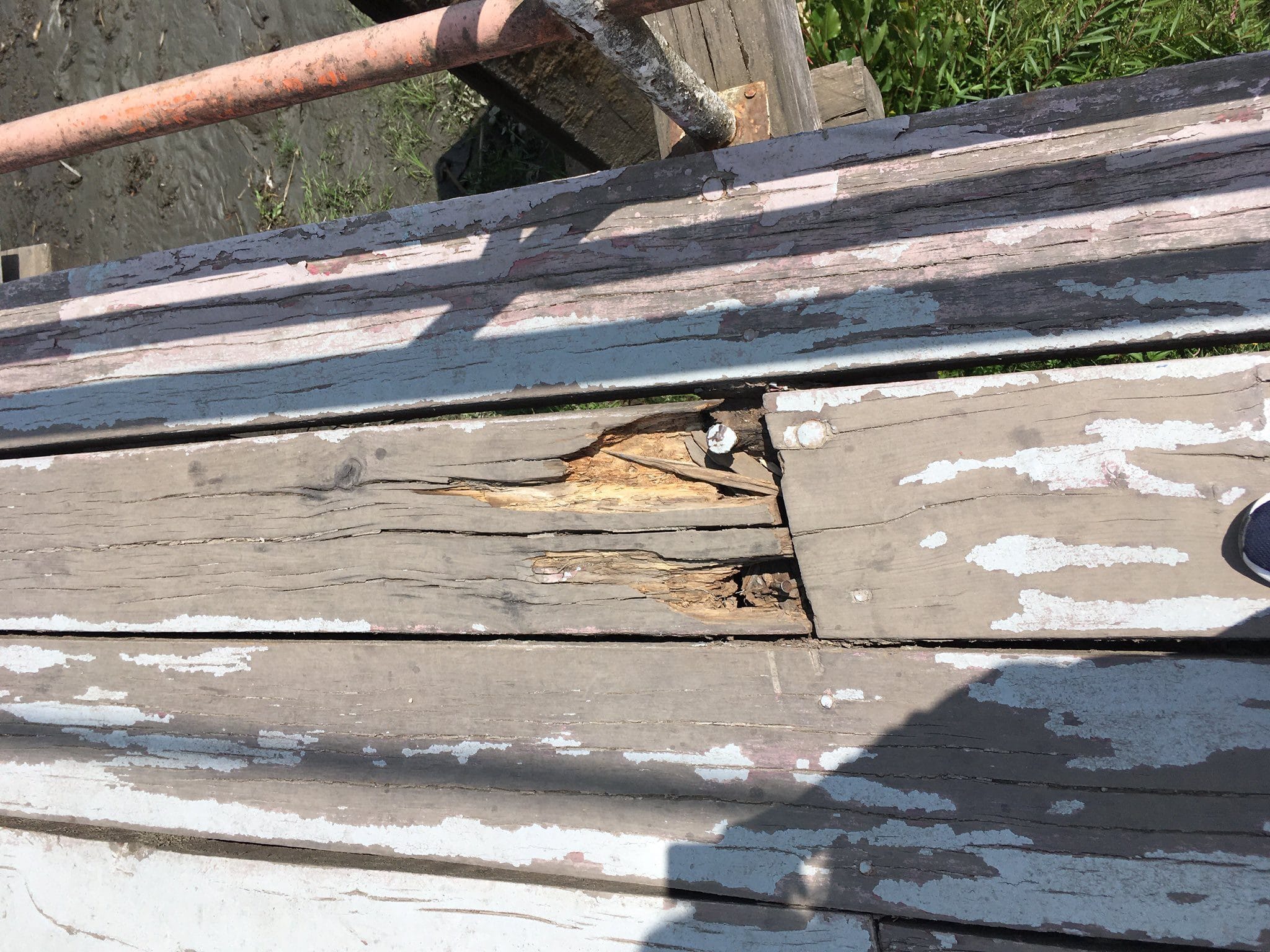 Cambiarán madera por hormigón: Puente Prat de Curanilahue será remodelado