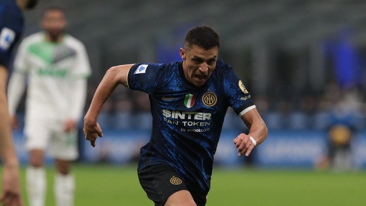 Alexis Sánchez es criticado duramente por la prensa en Italia